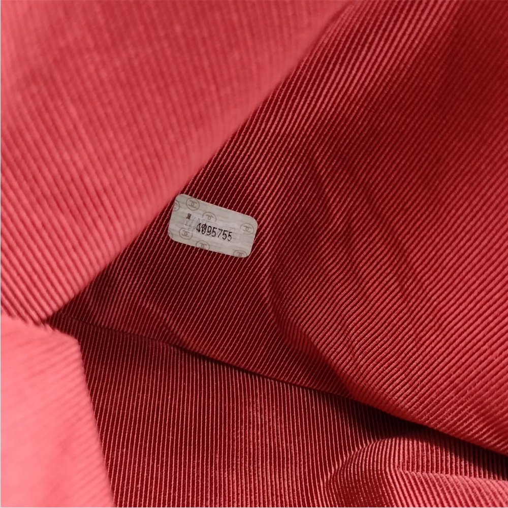 Authentic Chanel Enamel Red With Chain - Picture 6 of 13